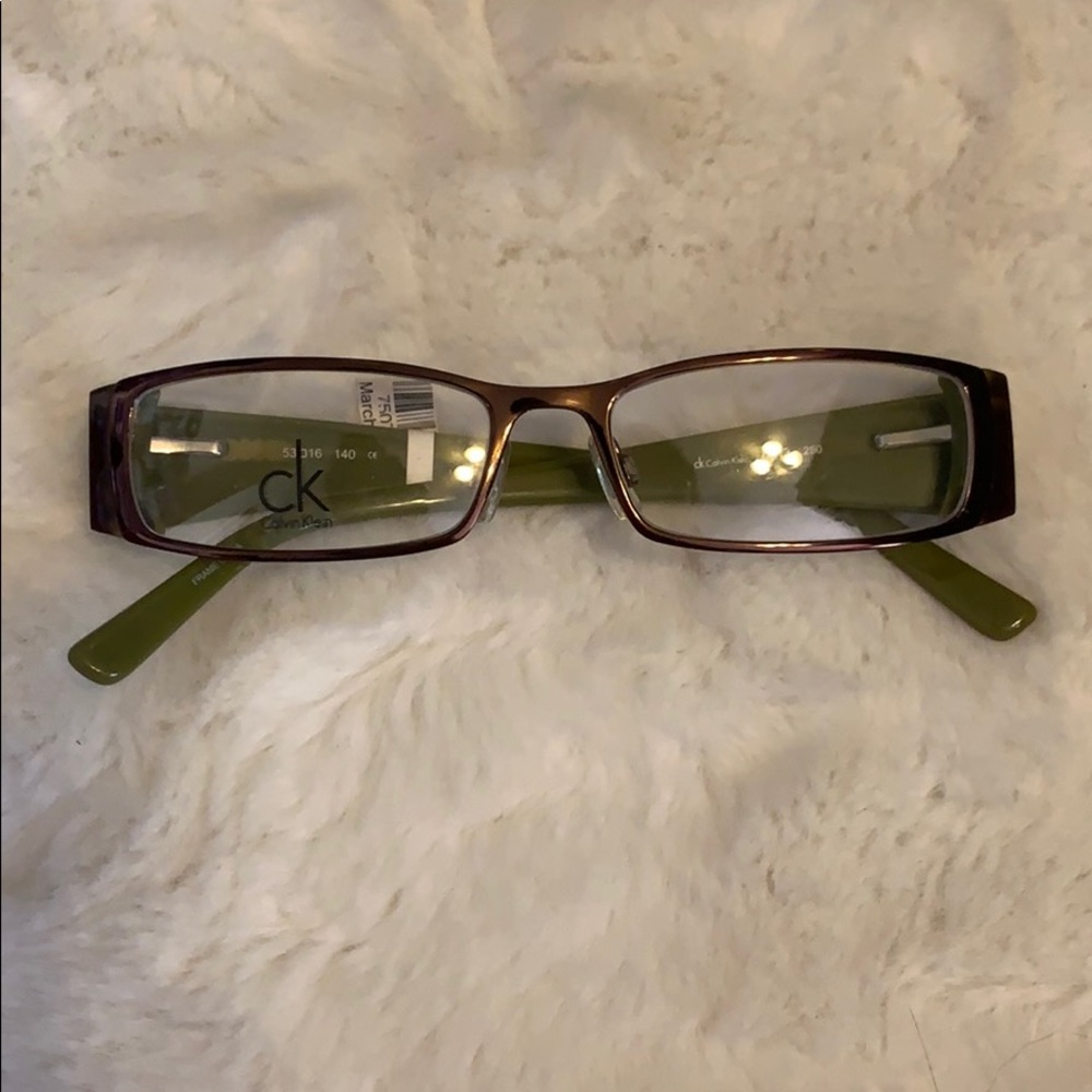 Calvin Klein lens - Picture 7 of 7
